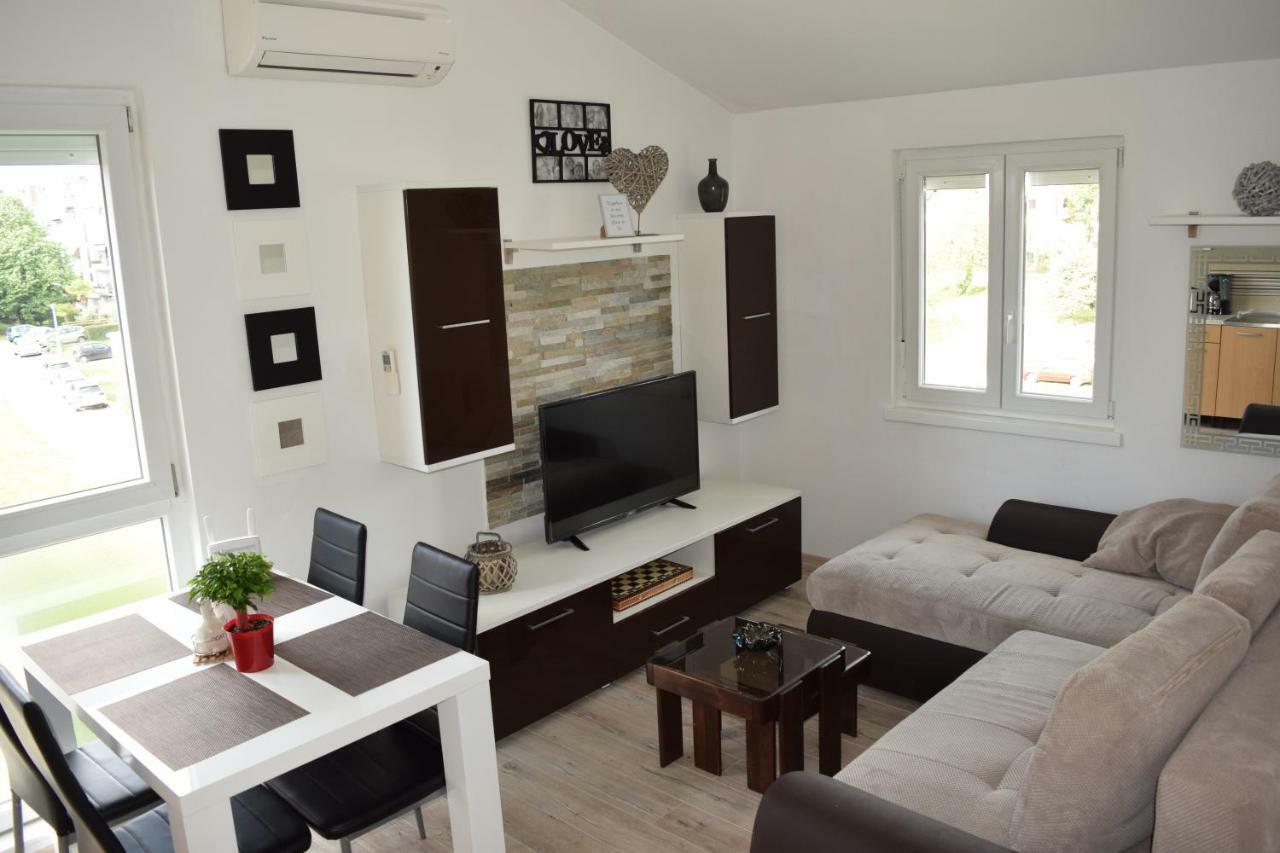 Lovesuite *